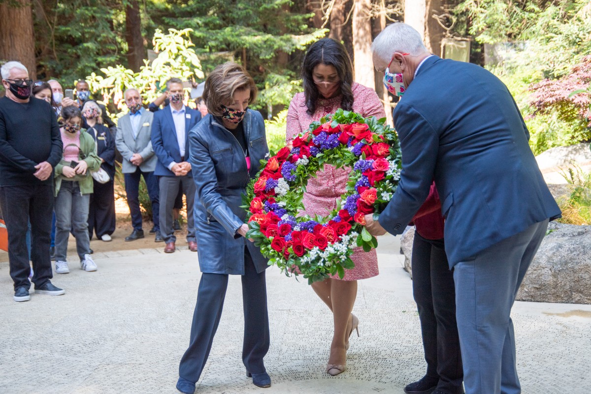 House Speaker Pelosi, SF Mayor London Breed, Congresswoman Barbara Lee and Chief Executive John Cunningham lay wreath at National AIDS Memorial on 40th Anniversary of AIDS