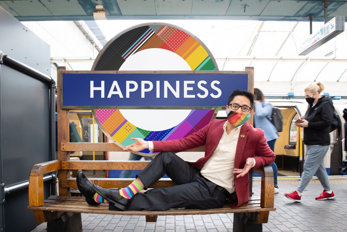 Dan Vo and his roundel design at Hammersmith tube station